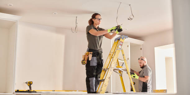 Best Electrical Outlet Repair  in Carol Stream, IL